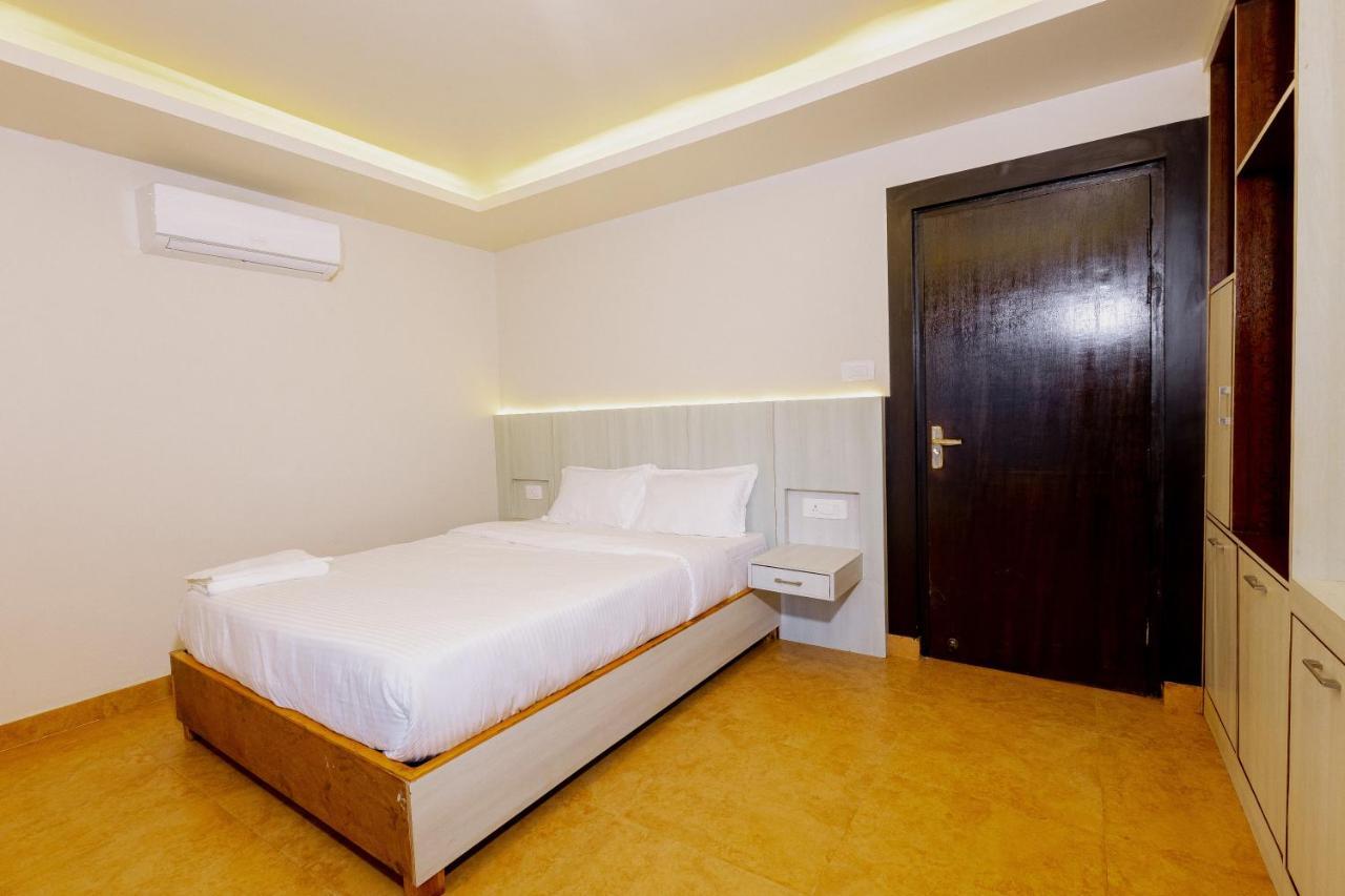 Poms Penthouse Appartement Pokhara Buitenkant foto