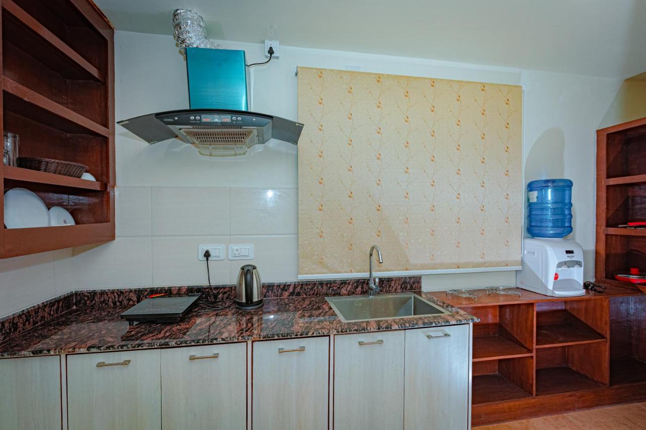 Poms Penthouse Appartement Pokhara Buitenkant foto